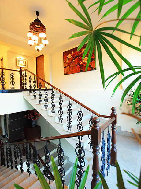 hotel-hat-yai-Wungnoy-Staircase